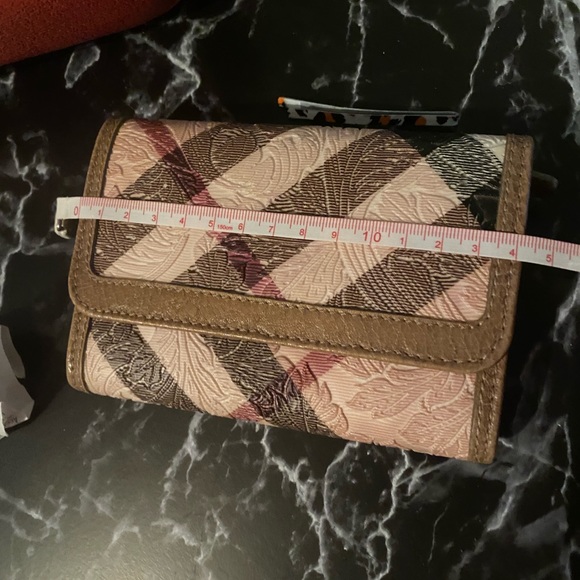 BURBERRY WALLET - Picture 11 of 11